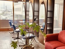 ヘアスール 青木島店(HAIR SOEUR)の雰囲気（暖かい日差しが入ってきます＊）