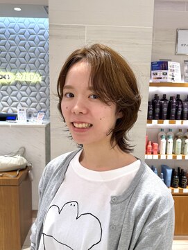 ピークアブー アヴェダ ギンザシックス(PEEK-A-BOO AVEDA GINZASIX) ミディアムウルフレイヤー/オトナレイヤーカット/