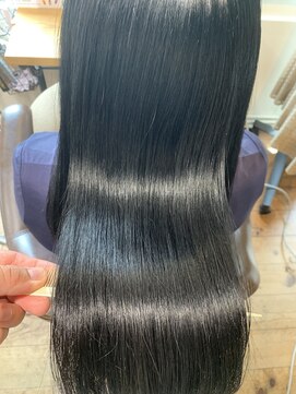 雨とランプ 髪質改善『ヘアエステ』【雨とランプ 縮毛矯正 琴似　髪質改善】