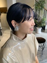 ヘアー アイス ルーチェ(HAIR ICI LUCE) ネイビー ブルー 寒色 ブリーチカラー ショート 担当今枝