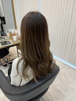 エリス ウメダ(Eliss umeda)&nbsp;グラデーション×オリーブベージュ