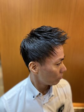 ヘアモード キクチ 銀座店 銀座理容室 アップバング22