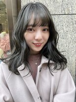 ミディアム・レイヤー・オリーブカラー・銀座日比谷20代30代