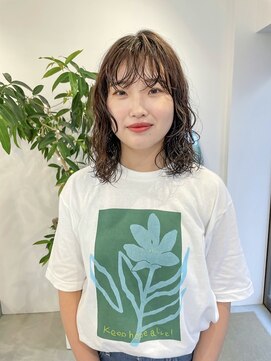 フィット ヒュー 千葉(fit hue) 黒髪/オリーブグレー/ココアベージュ/小顔/クラゲヘアー