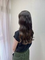 オー(O)&nbsp;ナチュラルパーマスタイル。