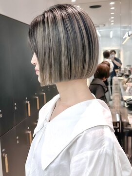 ロンドシエル 横浜(Lond ciel) バレイヤージュ×切りっぱなしボブ