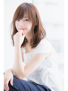 ラフ フロム ガーデン(Laf from GARDEN) 大人かわいいひし形ミディアム/ゆるパーマ/伸ばしかけ