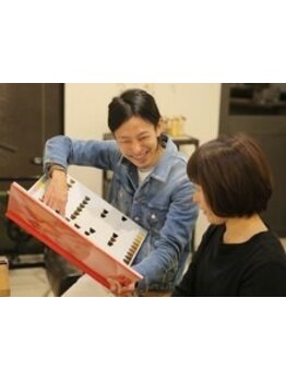 知識と経験豊富なスタイリストがすべてマンツーマンで担当＊商材にはオーガニック成分配合