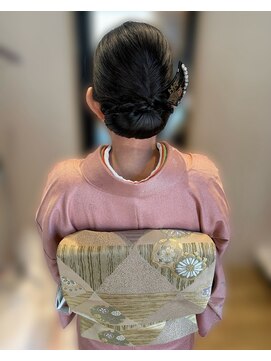 シークエストアンドシプラス(C/QUEST&C-plus) 和装　ヘアセット　シニヨン　辻堂