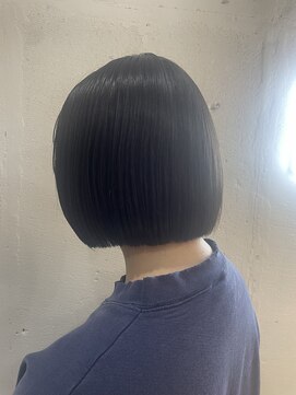 ヘアーワークス ヘルム 渋谷店(HAIR WORKS HELM) 切りっぱなしボブ