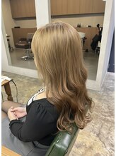 フレックス(FREEX) ベージュのゆるふわロング