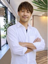 泉昌典　31年の経験から導く、大人女性のための髪質改善と白髪問題、そして似合わせの提案をさせて頂きます