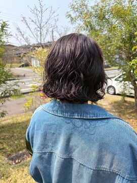 ナンバーエイト(number eight) 束感ショート地毛風シークレットハイライトショートボブパーマ