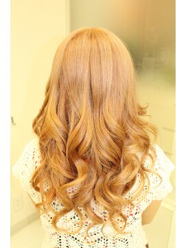 クラッチ(CLUTCH) かわいいハイトーンカラー