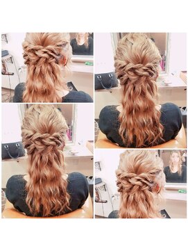 マジックマッシュ(Magic Mush) ガーリーウェーブハーフアップ