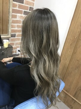 イズ 札幌店(is) ハイライトグラデーション