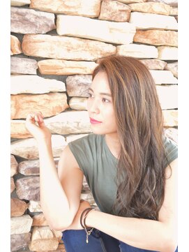 エレナ(Helena) 透け感シアベージュ☆