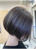 襟足スッキリショートボブ