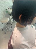 ショートボブ