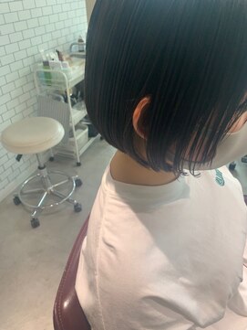 リリィ(LILY) ショートボブ