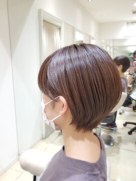 アッシュ 日吉店(Ash) 首が綺麗に見えるショートスタイル