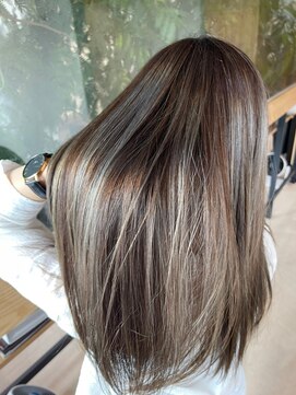 ミニラ(MINILA) ハイライト艶カラー