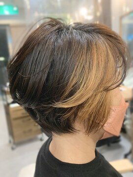 グラッシー センター北店(GLASSI) 【GLASSI】大人ショートボブ★くびれ★ひし形★インナーカラー