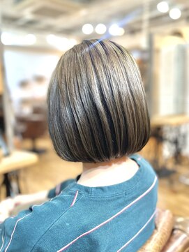 ワン エイティー ディグリース 恵比寿(180°One Eighty Degrees.) BoB/Olive Beige