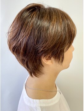 ハートボックス 四谷店(Heart box) 細めハイライトで立体カラー