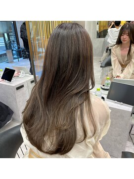 シティ(CITY) 20代 30代 レイヤーカット 韓国ヘア ワンホン