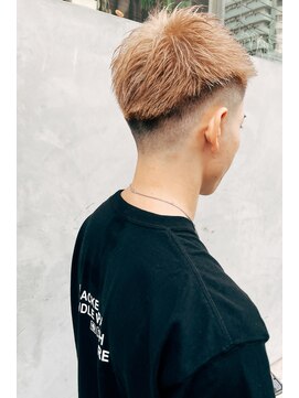 パル(PARU) フェードカット