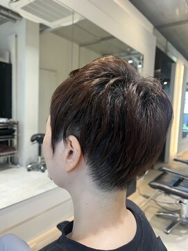 ヘア デザイン リスク(HAIR DESIGN RISK) 【RISK 飛澤広偉】可愛い ベリーショート・ショート丸み