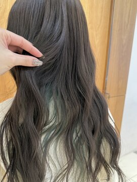 マーシィ(MARCIE) オリーブブラウン × インナーカラーグリーン