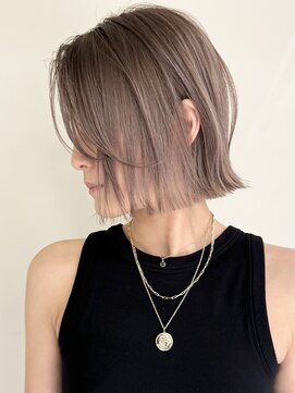 ジルブラン(JIL BLAN) ハイライトバレイヤージュダブルカラーショートカット30代40代