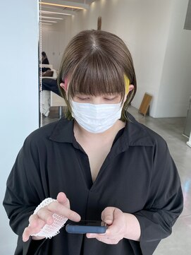 カッツ 駅家店(CUT S) オリーブ×ピンク×イエロー
