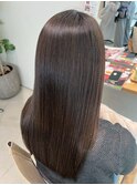 グロッシーブラウンストレート