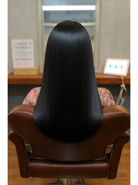 スローネ(THRONE) 縮毛矯正で艶髪／20代30代40代／新宿／髪質改善