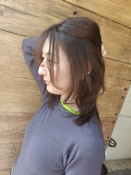 グリーン 上町店(green)の写真/白髪を活かして透明感とツヤを叶える。頭皮に優しいゼロテクで大人の贅沢ケア◎