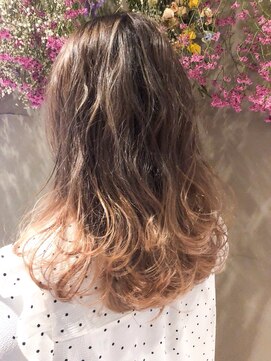 オッジ 六本松店(oggi) デザインカラー