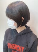 黒髪丸みショートボブ前髪あり/前下がりボブ/20代30代40代髪型