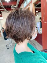 ルーファス 恵比寿 渋谷(Ruufus)&nbsp;白髪ぼかしハイライトショートボブ【Ruufus恵比寿渋谷】3157e