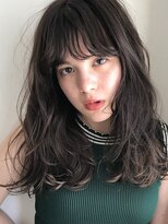 フランチェスカ(Francesca) 外国人風ゆるウェーブ　透明感カラー　暗髪