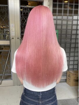 ワンズクロエ 原宿店(ONE's Chloe) ピンクカラー/インナーカラー/韓国風/原宿/原宿駅