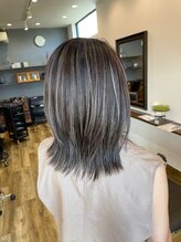 イチ ヘア(#1 hair)&nbsp;ミディアムレイヤー