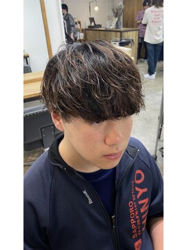 エルオム(EL.HOMME) 【RYUYA】束感王道マッシュ×ソフトツイストスパイラルパーマ