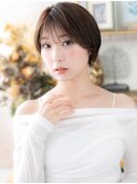 透け感バレイヤージュ前下がり丸みショートa戸頭20代30代40代