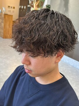 フゥ 宇都宮(FeU) 波巻きパーマメンズパーマメンズヘアツーブロックツイストパーマ