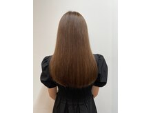 レナータヘアカロ(Renata hair Caro)