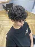 波巻きツイストスパイラルパーマツーブロック刈り上げ