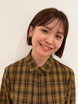 ローネス(LONESS)&nbsp;ぷつっとボブ　オレンジブラウン　耳かけボブ　コンパクトボブ